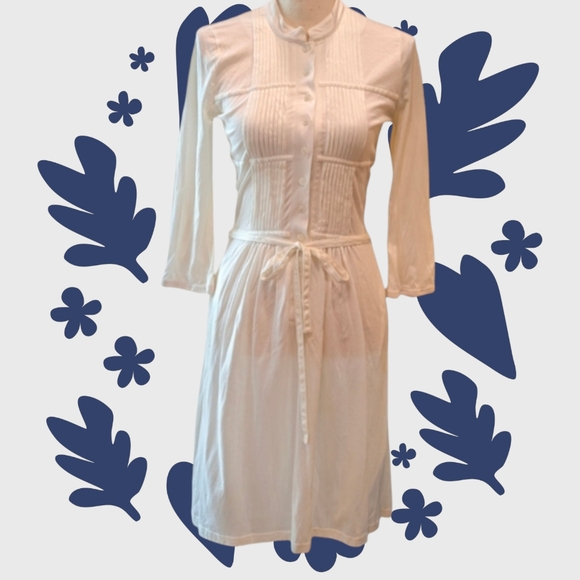 Burberry Mock Neck Jersey Mini Dress in White - Picture 10 of 10